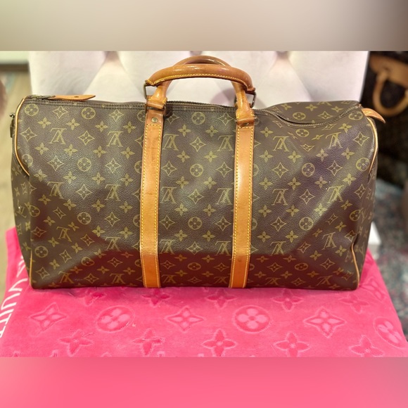 Louis Vuitton Monogram Keepall 50 - Picture 2 of 15